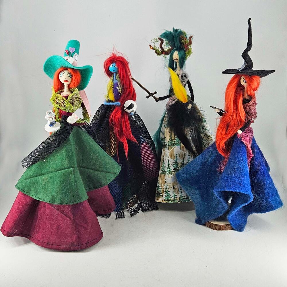 Hand crafted painted made wool wood witch in hat doll figurine - Picture 7 of 7